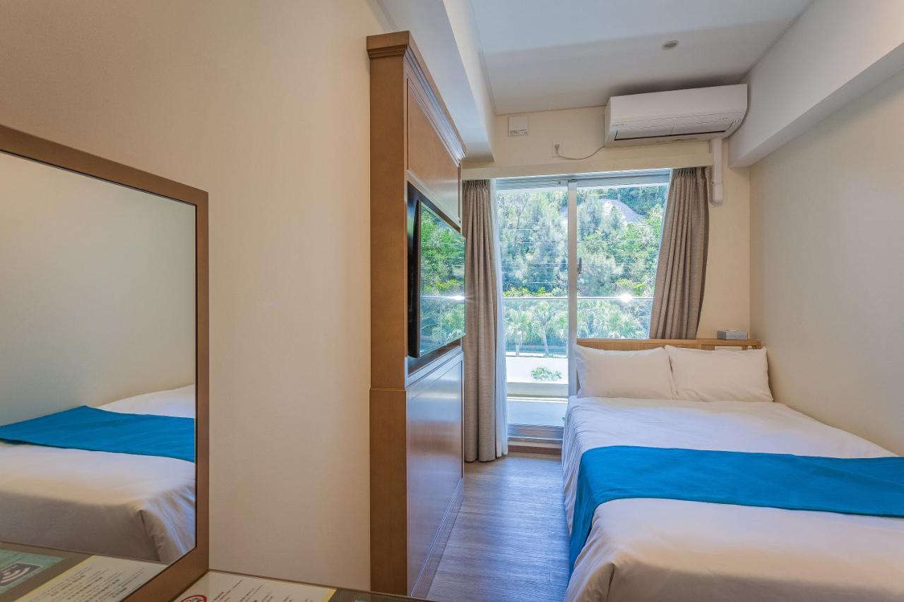 Kariyushi Lch. Resort Nago Exterior photo
